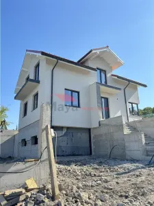 Casa D+P+E, Lucian Blaga - foto 2