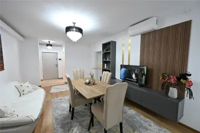 Apartament 3 camere de închiriat în Suceava  Ultracentral | Bloc Nou | Parcare Subterană | Încălzire în Pardoseală | Aer Condiționat - Suceava