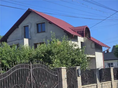 Casa Noua! In Varatec - Suceava! De Vanzare! 0727817187 - Varatec