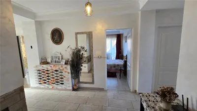 Casa si Spatiu Afacere in Rusii Manastioara - Suceava! - foto 9
