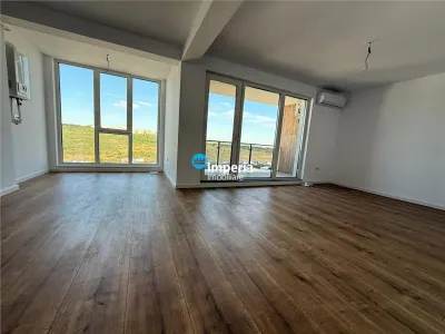 Apartament 3 cam 75 mp Rediu - foto 2