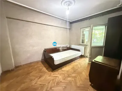 Apartament 3 camere Podul de Fier - foto 6