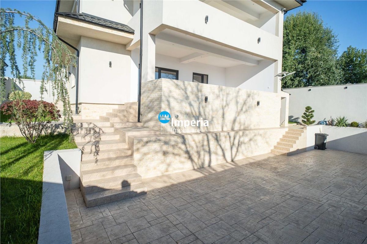 Casa exclusivista, Breazu, 244,4 mp, intabulata, predare imediata! - Breazu
