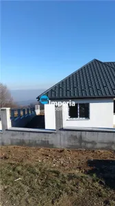 Casa parter 4 camere Bucium - Paun, panorama superba teren 500 mp - foto 4