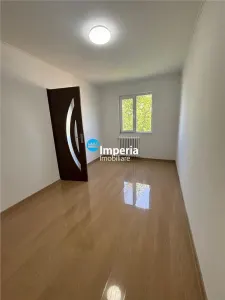 Apartament 3 camere Alexandru cel Bun - foto 3