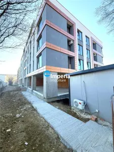 Spatiu comercial de vanzare, 122 mp, Tehnopolis, Iasi, la 15 min de Palas - Iasi