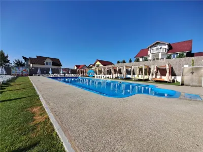Mini-Hotel Modern cu Piscină și Spațiu Comercial – Ideal Investiție, Lunca Cetățuii - foto 15