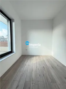 Vila moderna de vanzare – Hlincea, zona Stejar (str. Cortez)Vila dispune de 4 camere, dintre care 3 dormitoare, avand o suprafata utila de 110 mp si e - foto 7