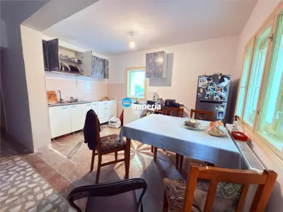Casa individuala in Barnova, aproape de Primarie - foto 3