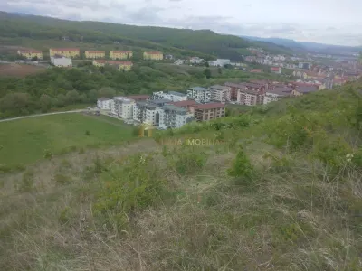 teren extravilan 3640 mp Strada Stejarului - foto 1