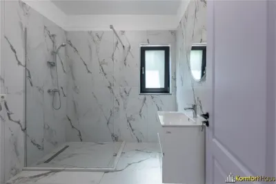 Pret promo luna august casa Hemeius la strada - foto 13