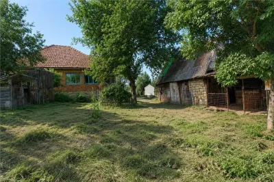Casa cu teren intravilan 1500mp|Front generos|25km Cluj - foto 4