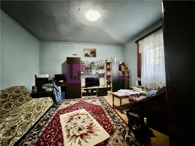 Apartament la casa | zona Vasile Aaron | Milea | 50 mp utili - foto 2