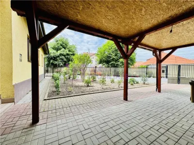 Casa individuala | suprafata utila 360 mp | teren 430 mp | Calea Poplacii - foto 10