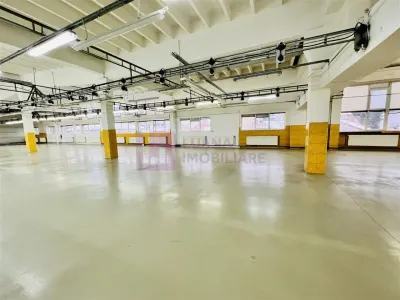Spatiu industrial in Sibiu | 2000 mp | Central | cu birouri | etaj 1 - Sibiu