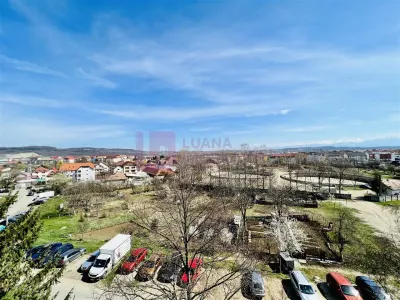 Mansarda 3 camere, 2 bai de vanzare | Vasile Aaron | mobilat si utilat - foto 8