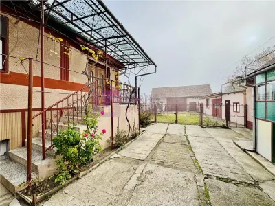 Casa individuala in Loamnes | jud Sibiu | teren 1272 mp | gospodarie completa - Loamnes