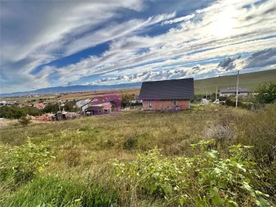 Teren intravilan | front dublu | 874 mp | Sura Mare | priveliste superba - foto 2