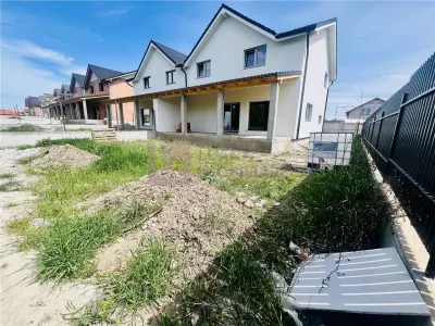Casa tip duplex NOUA de vanzare |  Sura Mare | teren 340 mp - Sura Mare
