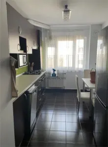 Inchiriere Apartament 3 Camere Semidecomandat Bdul.Alexandru Obregia - Bucuresti