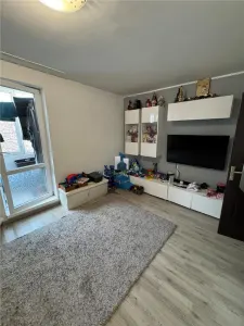 Vanzare Apartament 4 Camere Bld. Brancoveanu-Rezonantei - Bucuresti
