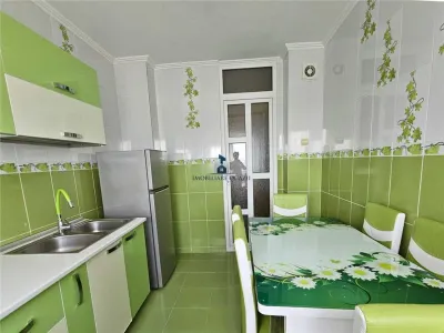 Vanzare Apartament 4 Camere Semidecomandat Sos.Oltenitei - Bucuresti