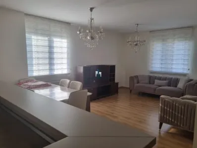 Inchiriere Apartament 3 Camere Decomandat Complex Jupiter - Bucuresti