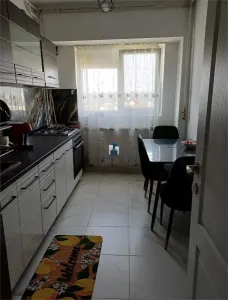 Apartament 3 Camere Semidecomandat Berceni-Moldoveni - Bucuresti