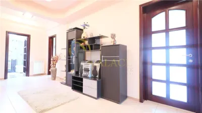 Vila exclusivista de vanzare in Iasi, design impunator,  localizare excelenta. - foto 15