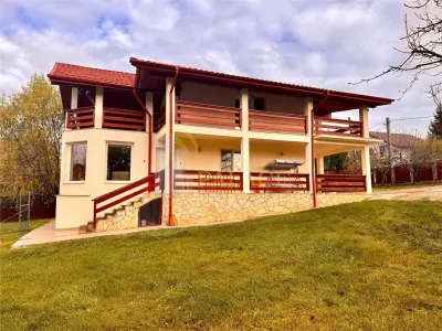 Vila individuala cu priveliste spectaculoasa cu garaj Pietrarie Barnova - Barnova