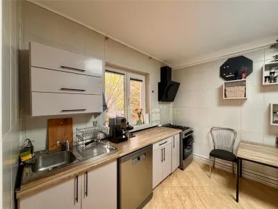 Vila individuala cu priveliste spectaculoasa cu garaj Pietrarie Barnova - foto 17