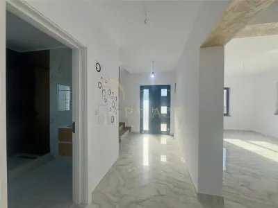 Vila intabulata, Miroslava ,4 camere. - foto 5