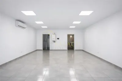Spatiu Comercial 70 mp de inchiriat in Nicolina – reper OMV - foto 2