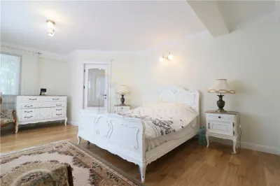 Apartament Duplex, in centrul Iasiului, finisaje premium si curte - foto 14