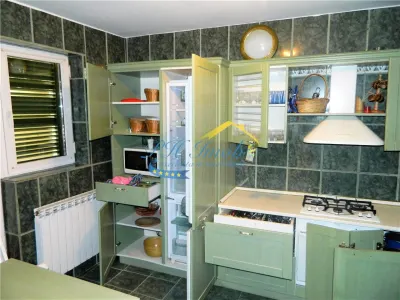Vila de Vanzare, Provita - foto 8