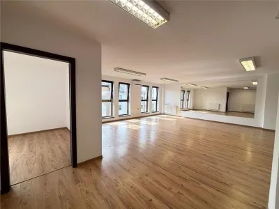 Spatiu de birouri disponibil spre inchiriere - foto 2
