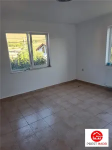 de vanzare casa 4 camere, 2 bai cu 400 mp teren, Panet, Mures - foto 6