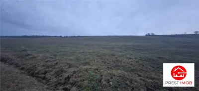 De vanzare teren 1,2 Ha in Laureni - foto 2