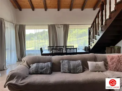 Casa cu teren 4.6 hectare la 17 km de Targu Mures - foto 4