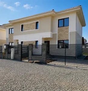Moșnița Veche | Duplex la cheie | 105 mp utili | 300 mp teren | Toate utilitățile - Mosnita Veche