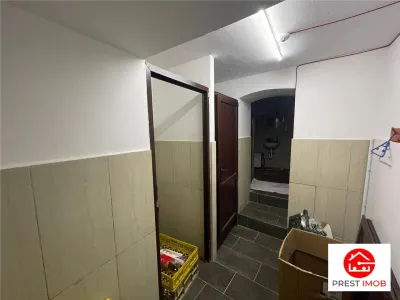 De vanzare spatiu comercial zona ultra centrala 277 mp - foto 13