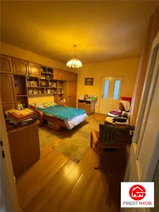 Casa independenta , vintage de vanzare , 300 mp cu teren de 1493 mp Sancrariul de Mures - foto 25