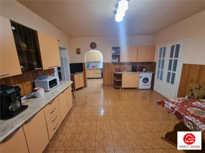 Casa de vanzare 4 camere  (+4 semifinisate ),12 arii teren, Unirii, Mures - foto 15