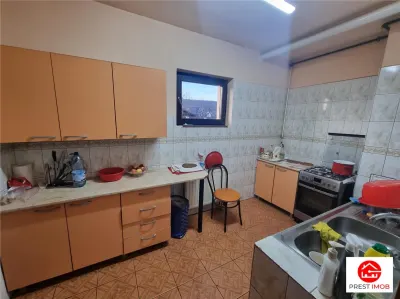 Casa de vanzare 4 camere  (+4 semifinisate ),12 arii teren, Unirii, Mures - foto 3