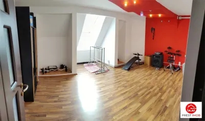 Casa si spatiu comercial de vanzare - foto 6