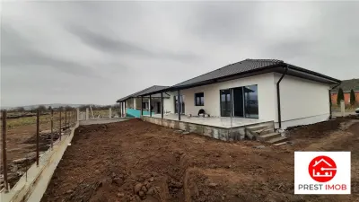 Casa de vanzare , 4 camere,5 arii teren, Sancraiul de Mures, semifinisat - foto 13