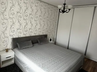 Apartament 3 camere | Lipovei | 90 mp | Etaj 1 | Parcare in incinta blocului - foto 2
