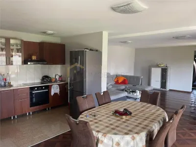 RONAT - Casa Individuala - 6 cam - 3 bai - Piscina - Terasa - Garaj 56mp - Panouri Fotovoltaice - foto 19