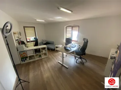 De inchiriat spatiu pentru birouri  in zona semicentrala - foto 4