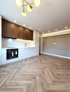 PIATA VICTORIEI - 3 CAMERE RENOVAT - ETAJ 4 LIFT - CENTRALA - CLIMA -DECOMANDAT - foto 3